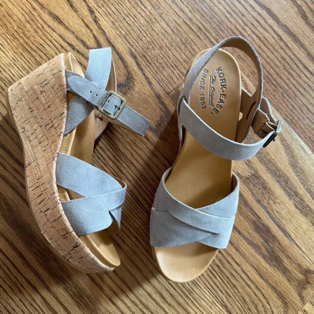 EUC Kork-ease Ava suede sandal size 10